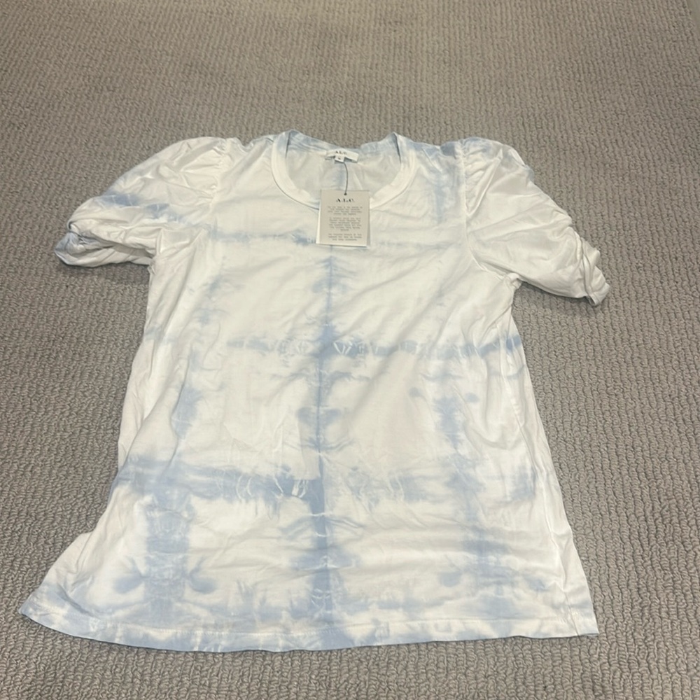ALC Puff Sleeve Tshirt / NEW WITH TAGS / white & blue tie dye / women’s size M